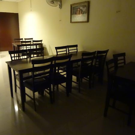 Hotel Siam International Delhi  Buitenkant foto