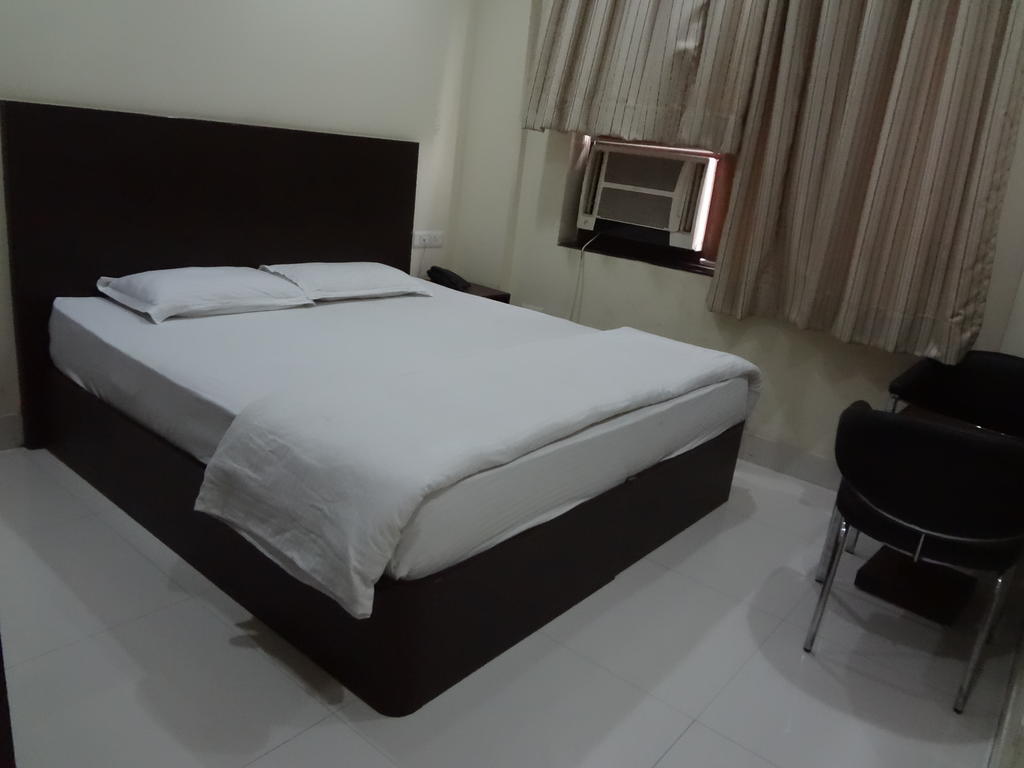 Hotel Siam International Delhi  Buitenkant foto