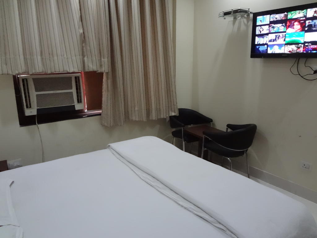 Hotel Siam International Delhi  Buitenkant foto