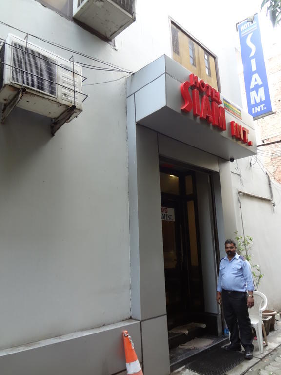 Hotel Siam International Delhi  Buitenkant foto