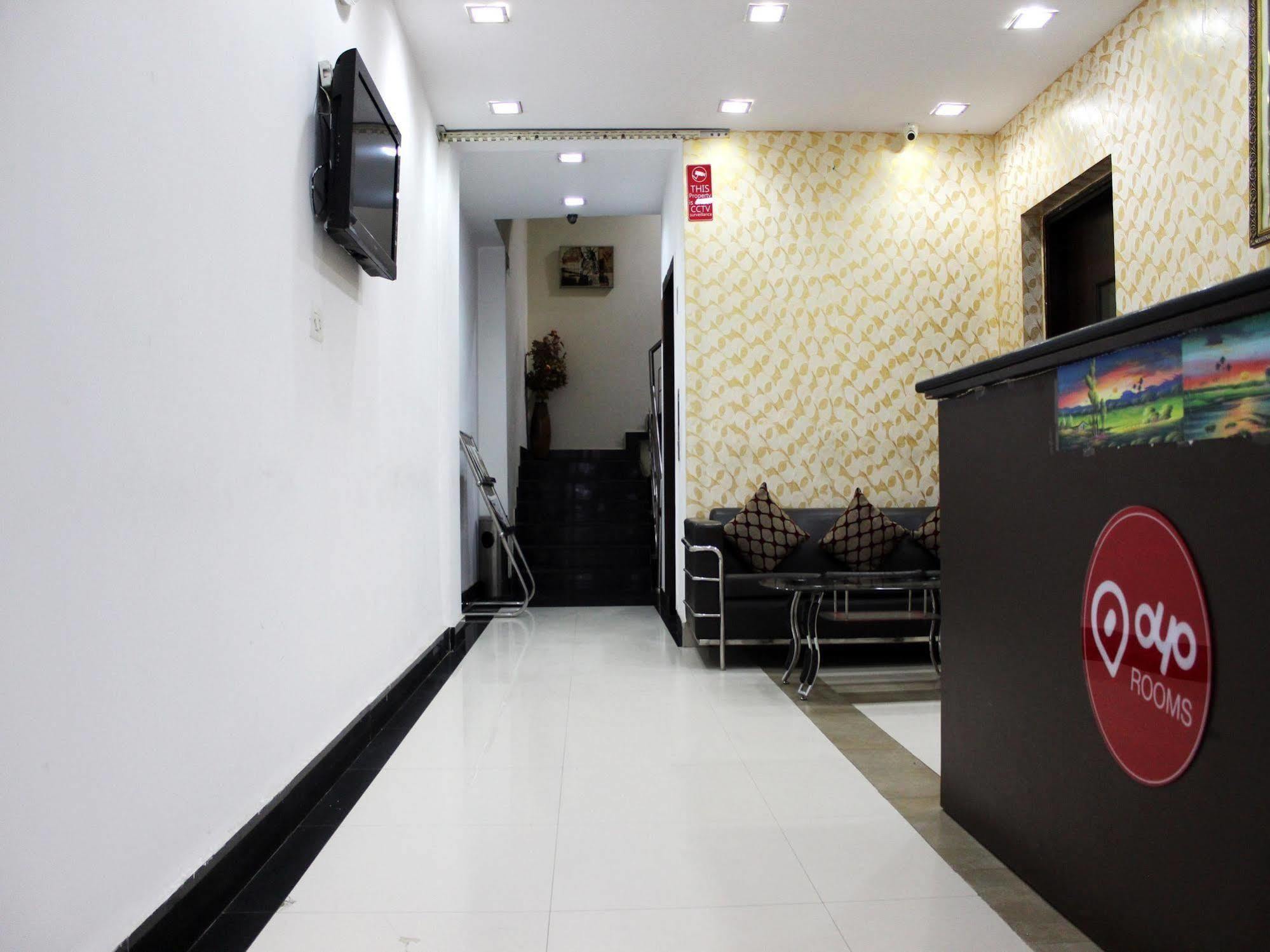 Hotel Siam International Delhi  Buitenkant foto