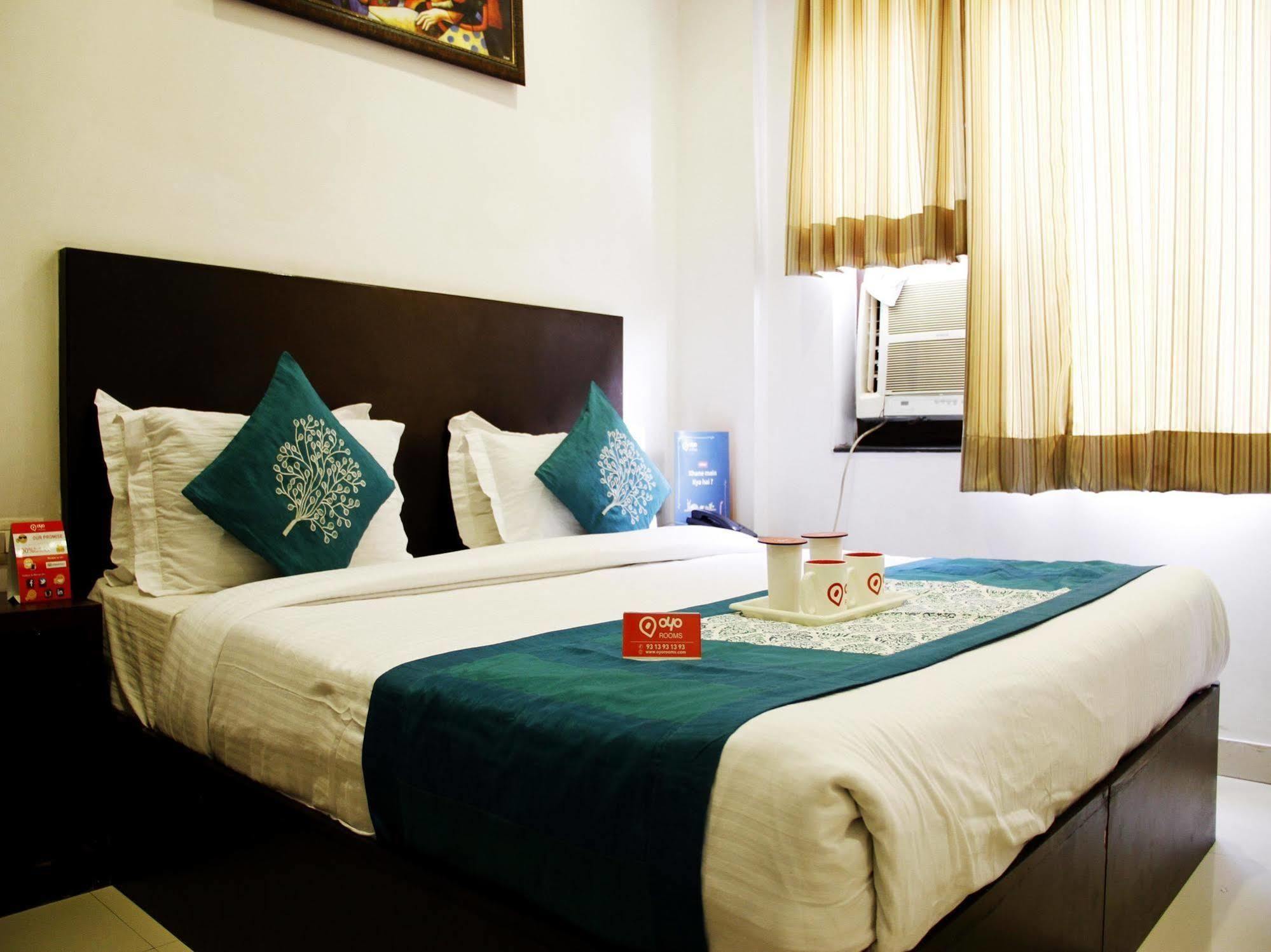 Hotel Siam International Delhi  Buitenkant foto