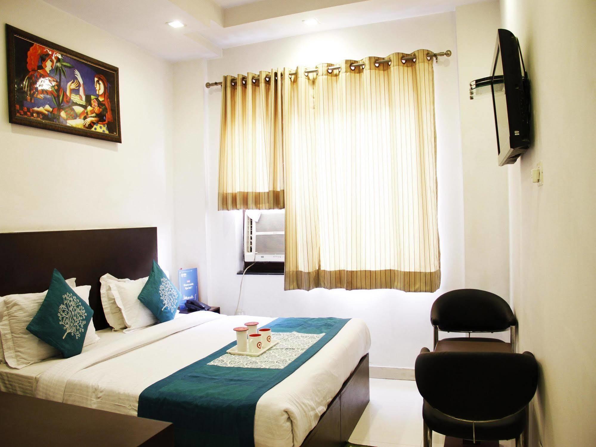 Hotel Siam International Delhi  Buitenkant foto