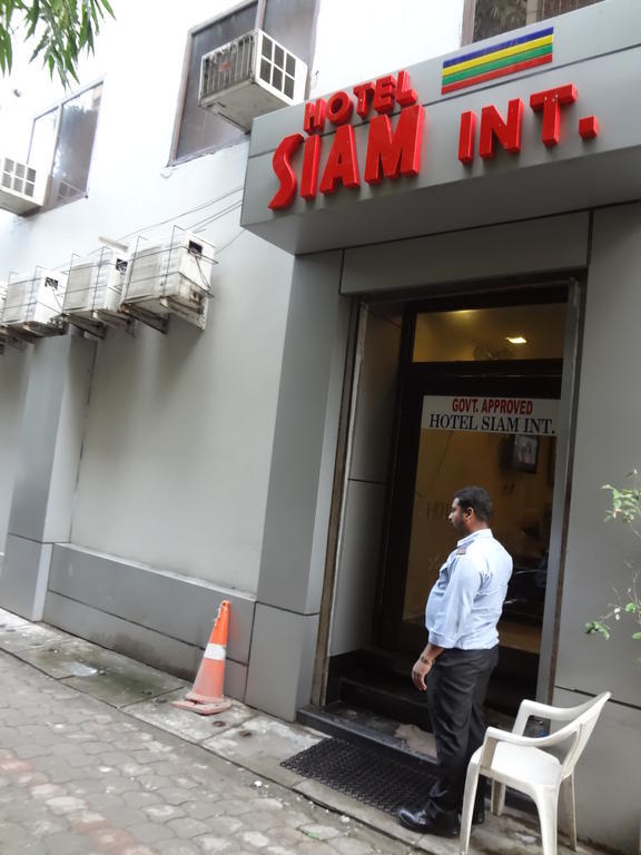 Hotel Siam International Delhi  Buitenkant foto
